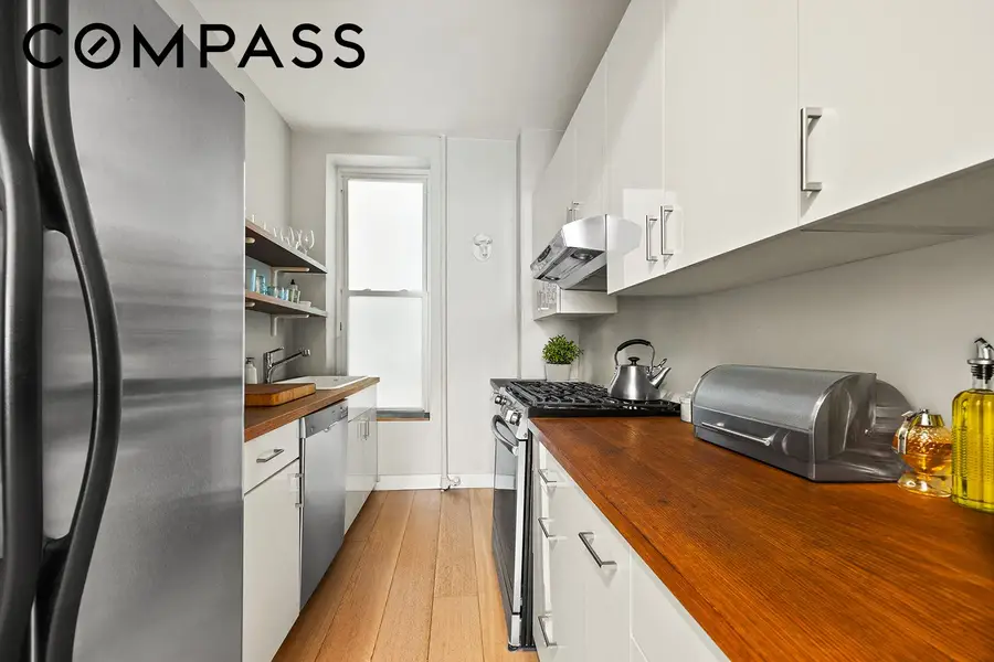 252 Greene Avenue #2B, Brooklyn, NY 11238 - #3