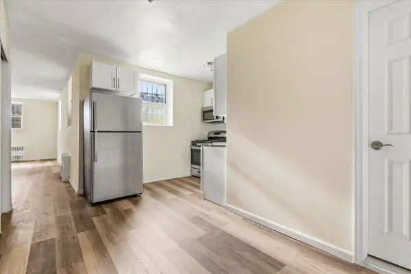 60-11 Broadway #L6, Queens, NY 11377