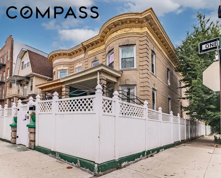 27 Hubbard Place, Brooklyn, NY 11210 - #2