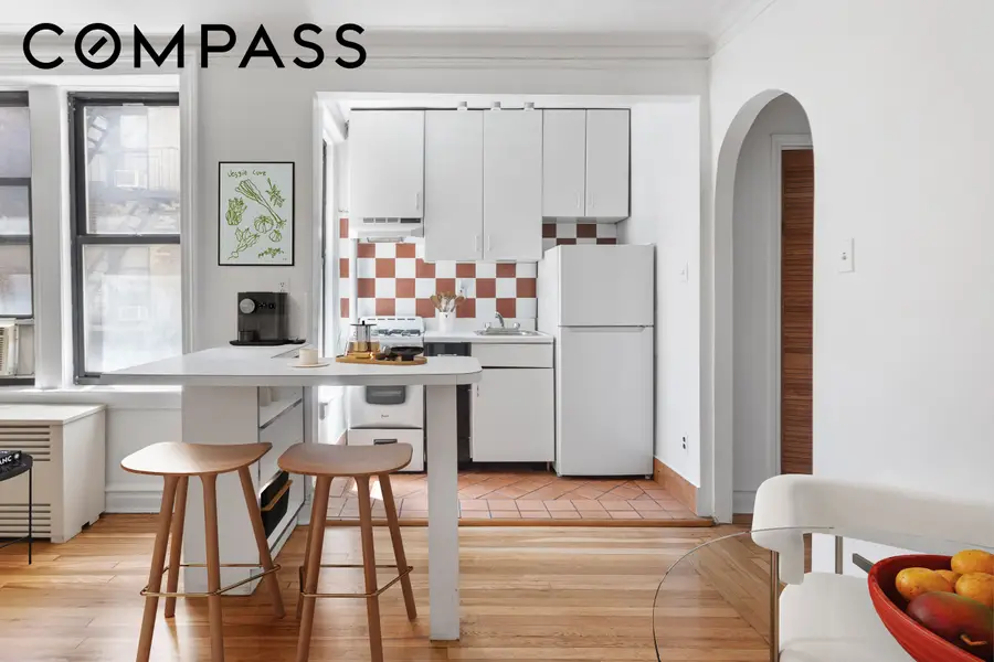 319 W 18th Street #3D, New York, NY 10011 - #3