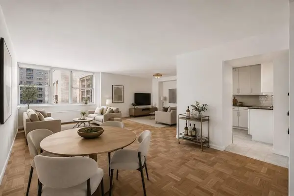 200 E 58th Street #11B, Manhattan, NY 10022
