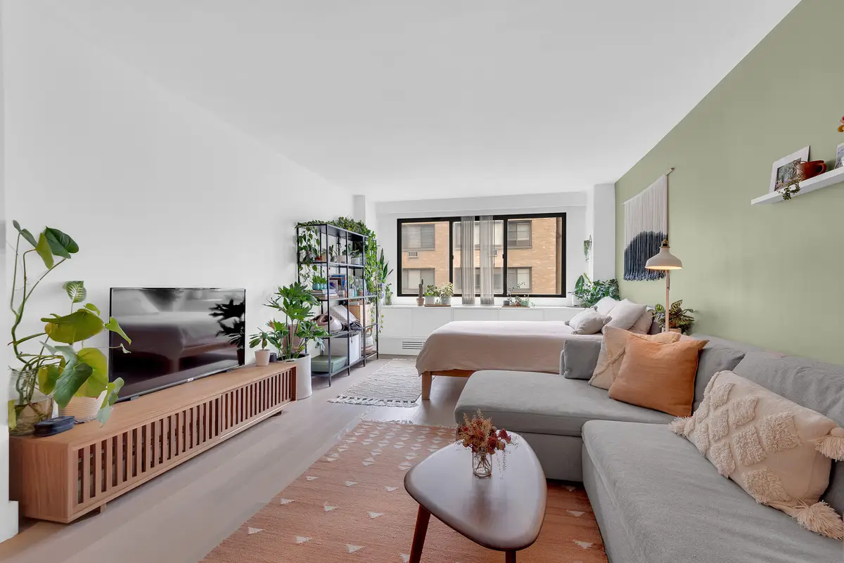 16 W 16th Street #12NN, New York, NY 10011 - #1