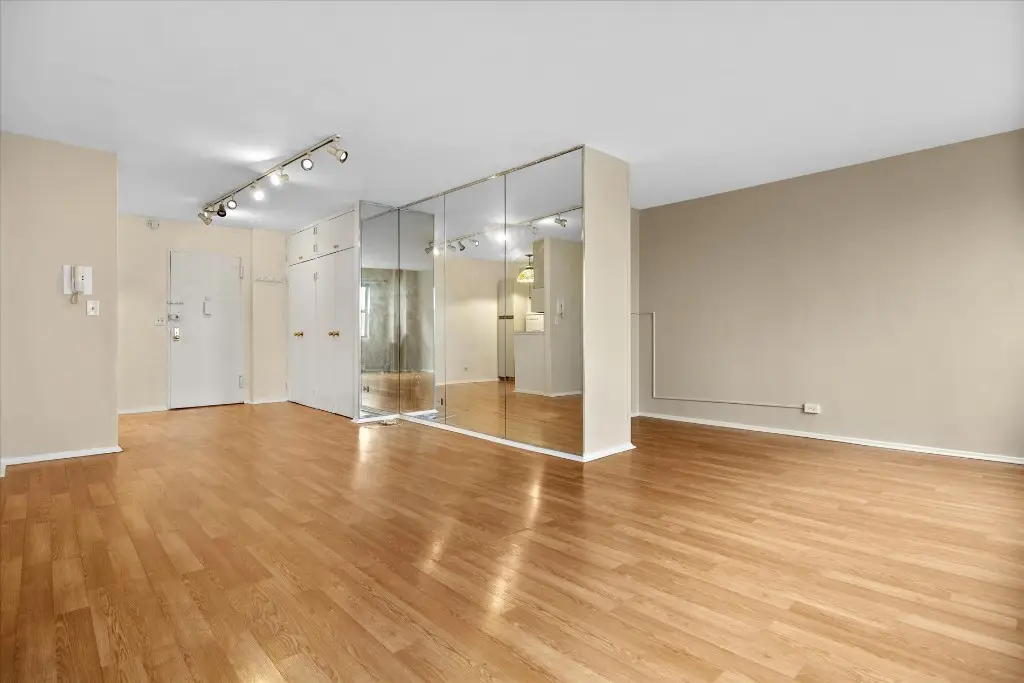87-15 165th Street #4B, Queens, NY 11432 - #1