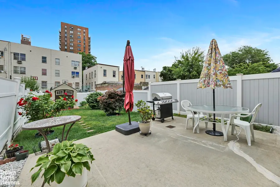 2137 Clinton Avenue, Bronx, NY 10457 - #2