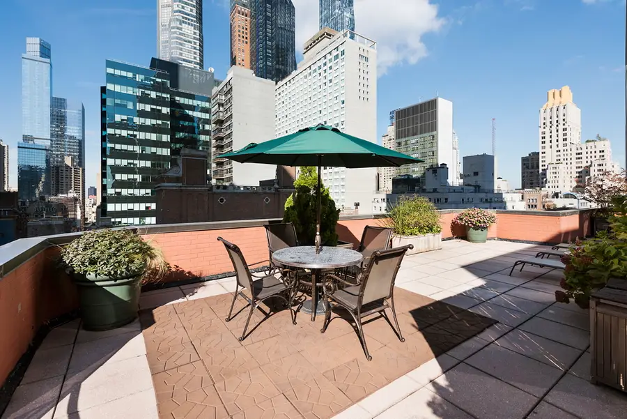77 W 55th Street #12J, Manhattan, NY 10019 - #3