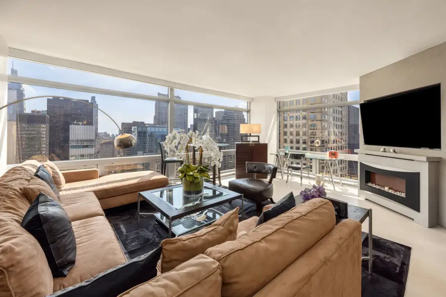 721 5th Avenue #47A, Manhattan, NY 10022 - #3