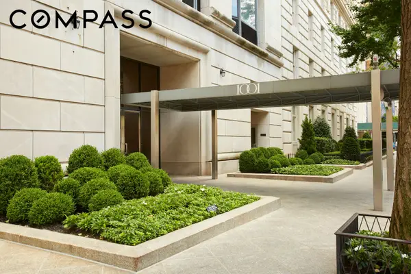 1001 5th Avenue #18A, Manhattan, NY 10028