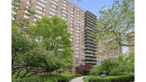 382 Central Park W #17X, Manhattan, NY 10025