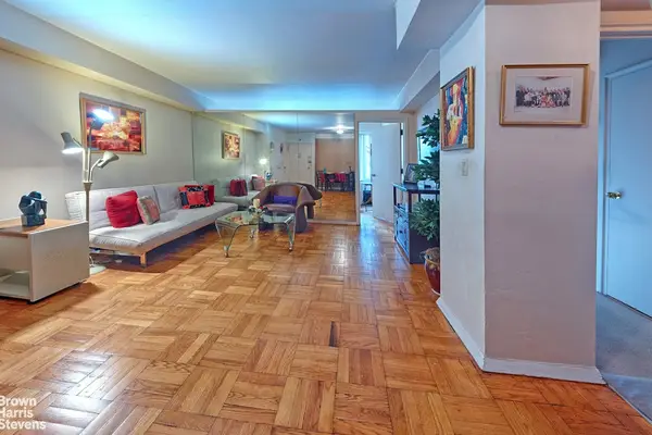 225 E 46th Street #10H, Manhattan, NY 10017