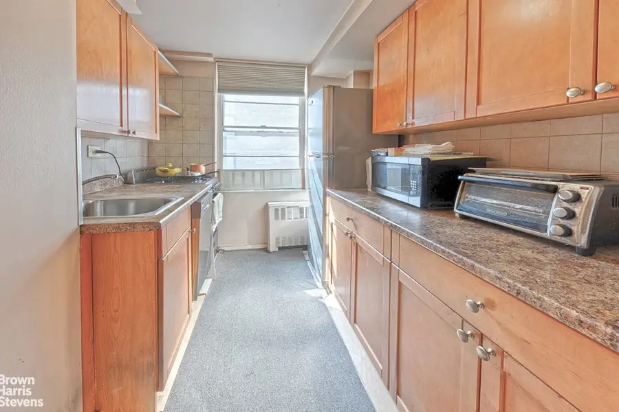 225 E 46th Street #10H, Manhattan, NY 10017 - #2