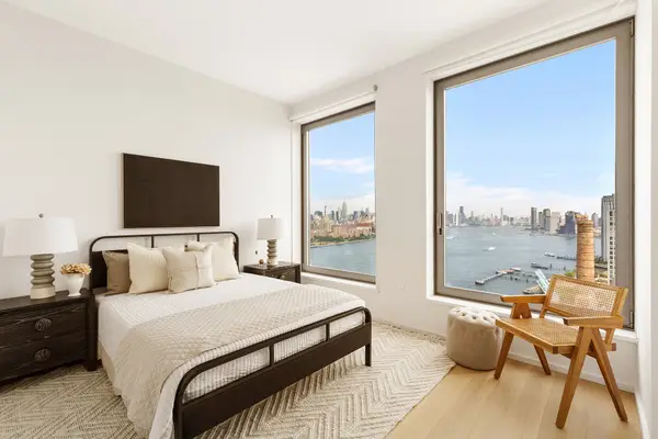 8 S 4th Street #9D, Brooklyn, NY 11249