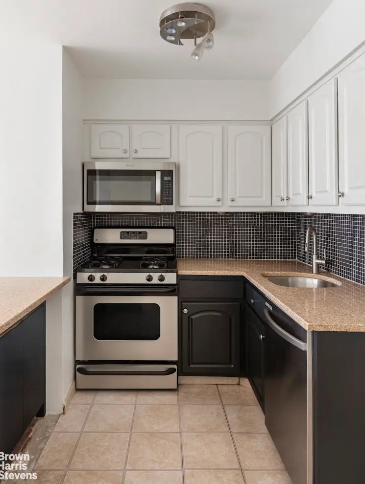 340 E 93rd Street #22J, Manhattan, NY 10128 - #3