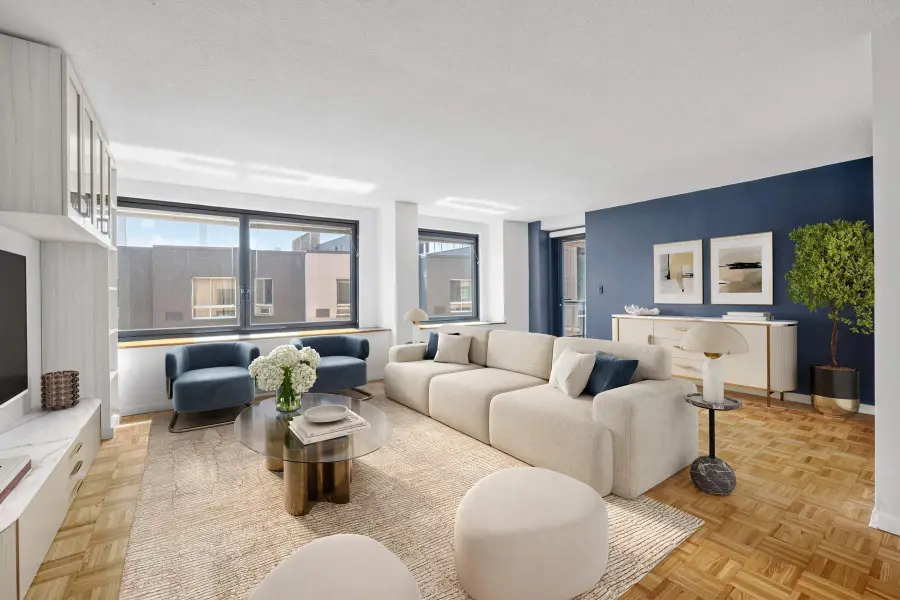 531 Main Street #718, Manhattan, NY 10044 - #3