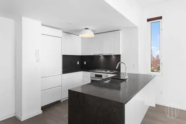 385 1st Avenue #18H, Manhattan, NY 10010-4800