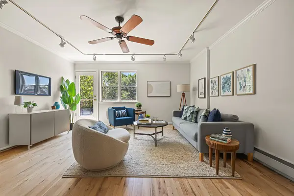 593 17th Street #3R, Brooklyn, NY 11218