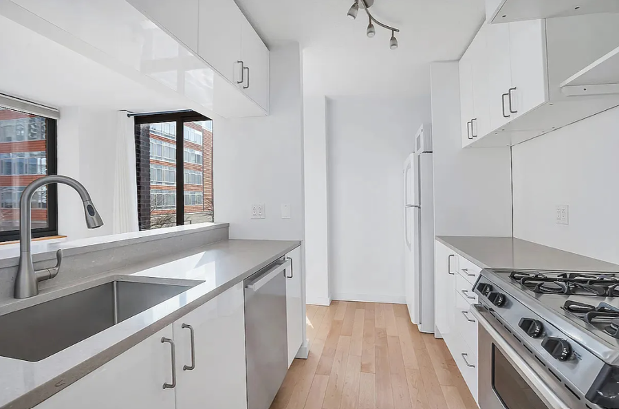 2 S End Avenue #3P, Manhattan, NY 10280-0021 - #3