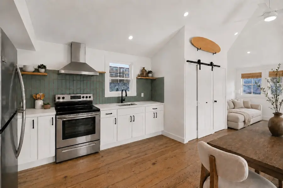 318A Beach 101st Street, Rockaway Park, NY 11694 - #2