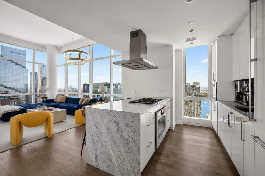 460 W 42nd Street #Penthouse 1J, Manhattan, NY 10036 - #3