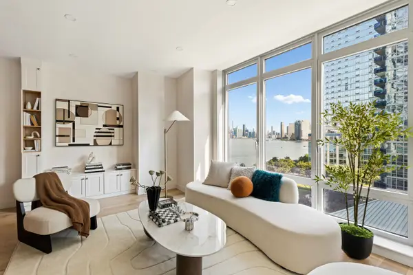 2 Northside Piers #7J, Brooklyn, NY 11249