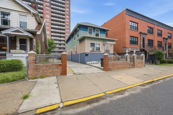 200 E 7th Street, Brooklyn, NY 11218