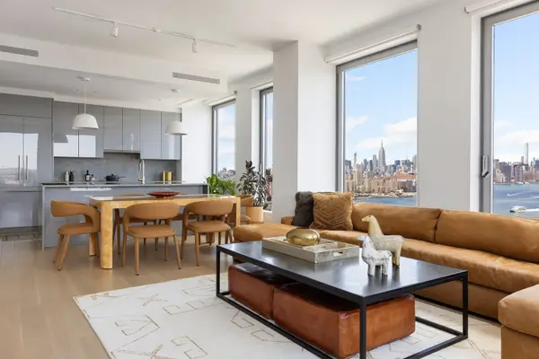 8 S 4th Street #22E, Brooklyn, NY 11249