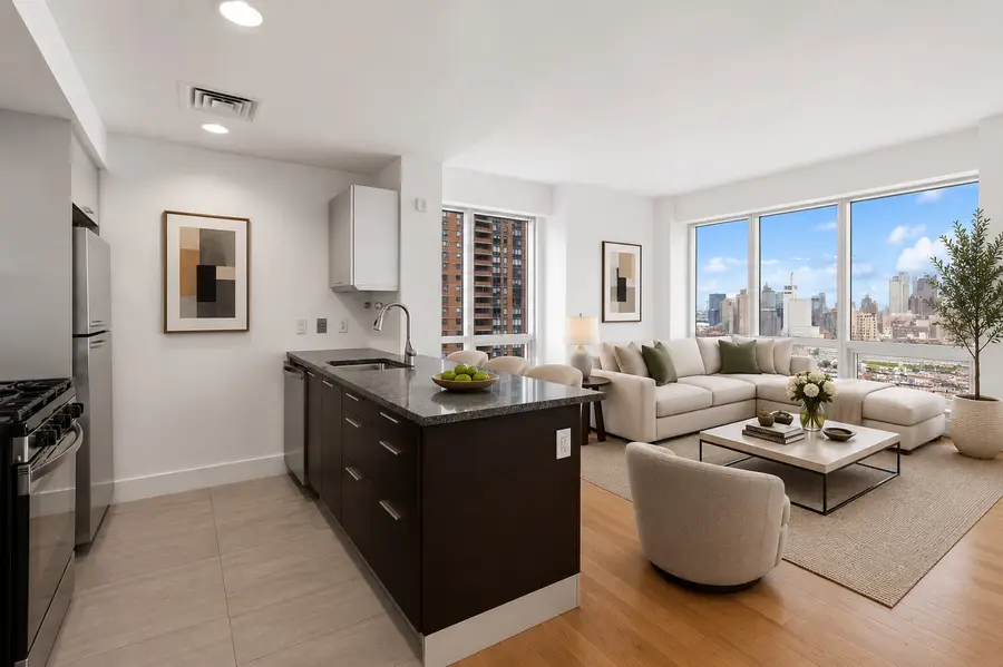 350 W 42nd Street #28B, Manhattan, NY 10036 - #2