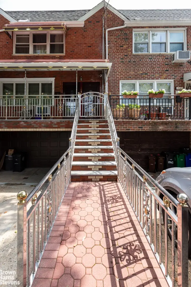 1041 E 85th Street, Brooklyn, NY 11236 - #2