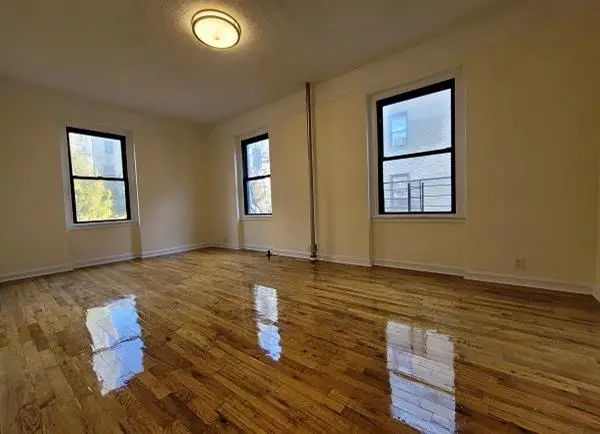 21-27 33rd Street #3-A, Astoria, NY 11105 - #1