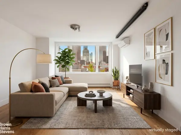 424 W 49th Street #6B, Manhattan, NY 10019