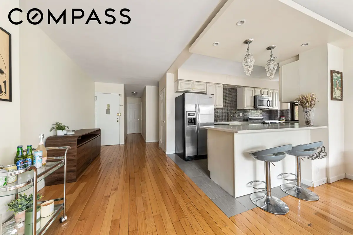 208 E Broadway #J106, New York, NY 10002 - #1
