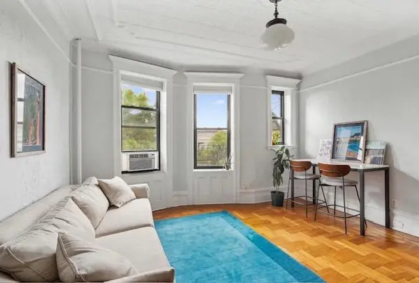 527 8th Street #3-A, Brooklyn, NY 11215