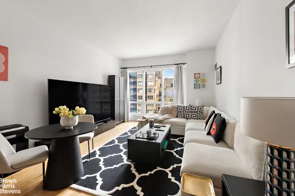 350 W 42nd Street #18E, Manhattan, NY 10036