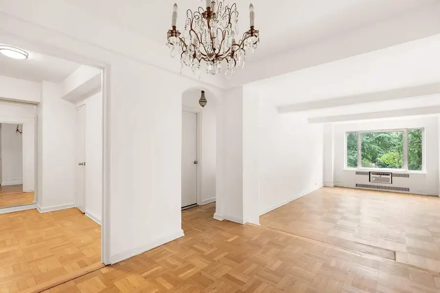 120 Central Park S #3D, New York, NY 10019 - #2