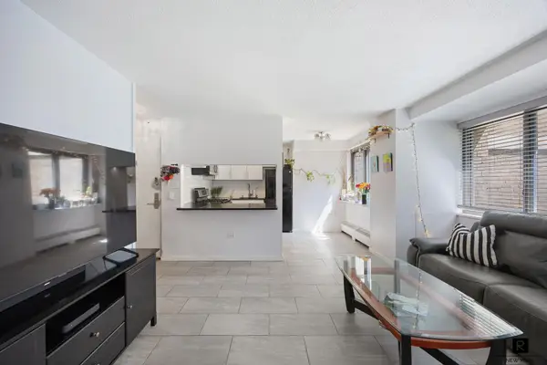 77 Fulton Street #8-G, Manhattan, NY 10038