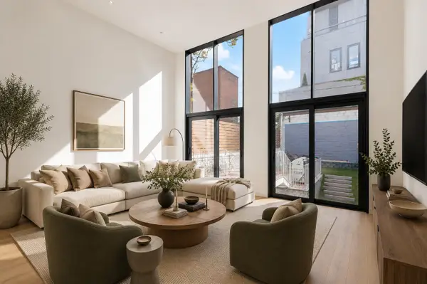 76 N 8th Street #TH, Brooklyn, NY 11249