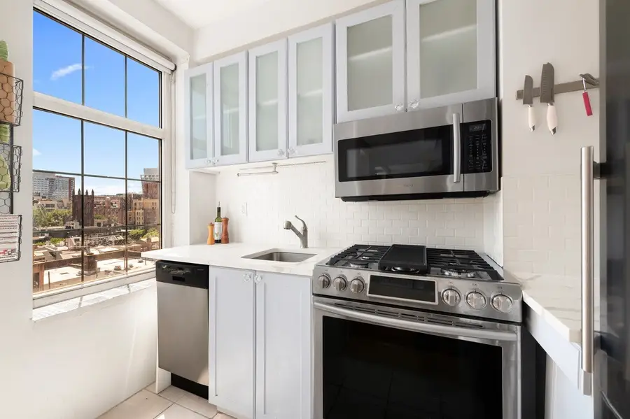 405 W 23rd Street #10F, Manhattan, NY 10011 - #2