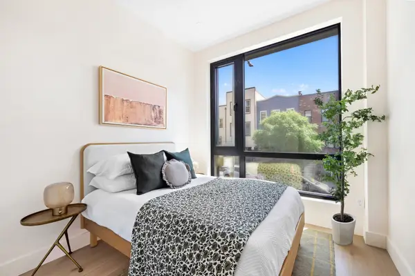 259 22nd Street #3B, Brooklyn, NY 11215