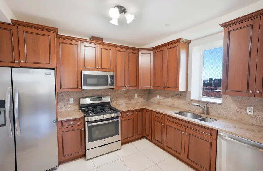 842 Ocean Parkway #8A, Brooklyn, NY 11230 - #3