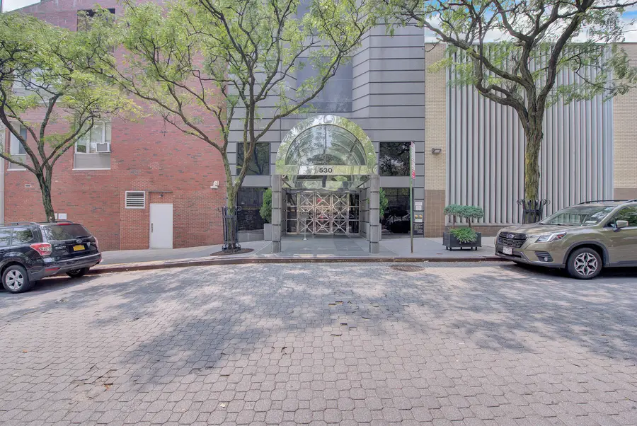 530 E 76th Street #34/35, New York, NY 10021 - #2