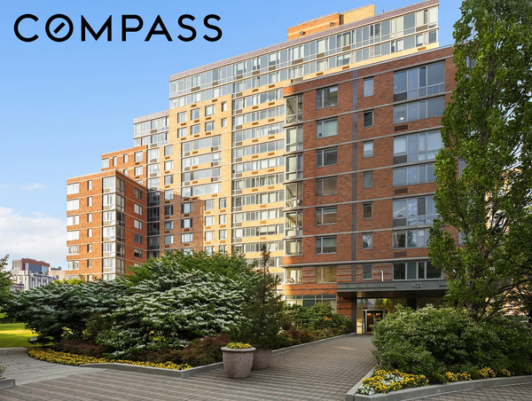 425 Main Street #Unit 16J, Manhattan, NY 10044
