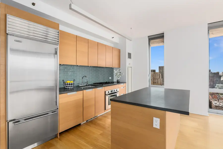 310 W 52nd Street #23H, Manhattan, NY 10019 - #3