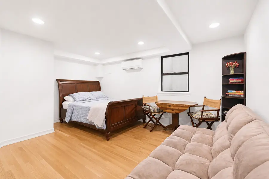 264 W 77th Street #2, Manhattan, NY 10024 - #3