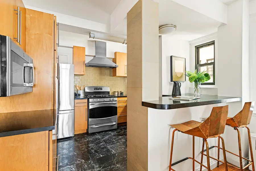 324 E 41st Street #502C, Manhattan, NY 10017 - #3