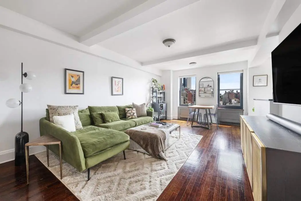 300 W 23rd Street #8G, New York, NY 10011 - #1