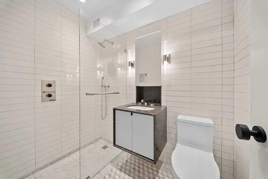 470 W 24th Street #2-G, New York, NY 10011 - #3