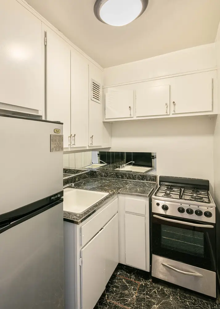 335 E 51st Street #5C, Manhattan, NY 10022 - #3