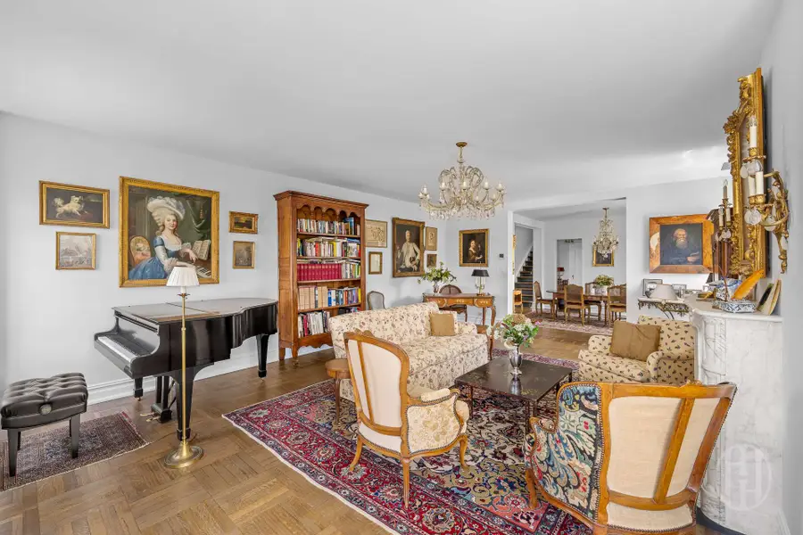 19 E 88th Street #PHD, New York, NY 10128 - #2