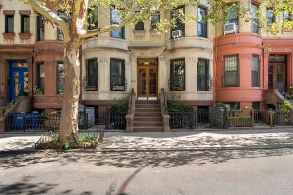 707 Carroll Street #4R, Brooklyn, NY 11215