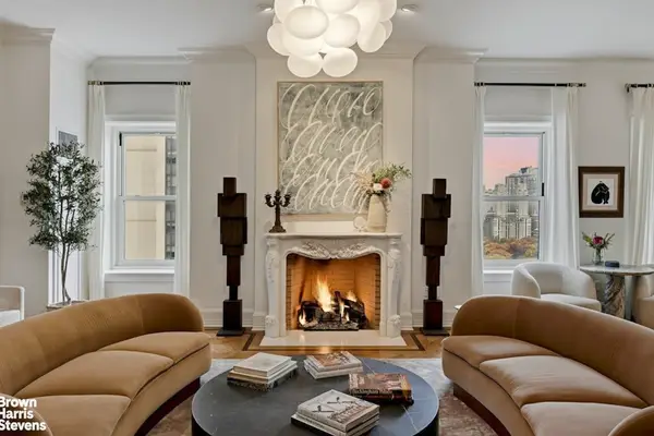 1 Central Park S #1901, Manhattan, NY 10019