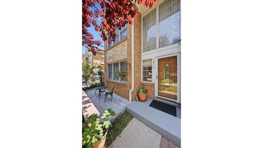 2410 Lodovick Avenue, Bronx, NY 10469 - #2